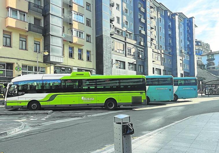 Usuarios Del Bus Al Aeropuerto De Loiu Piden Que La Línea Que Parte De ...